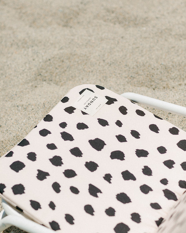 Black Sands Beach Chair