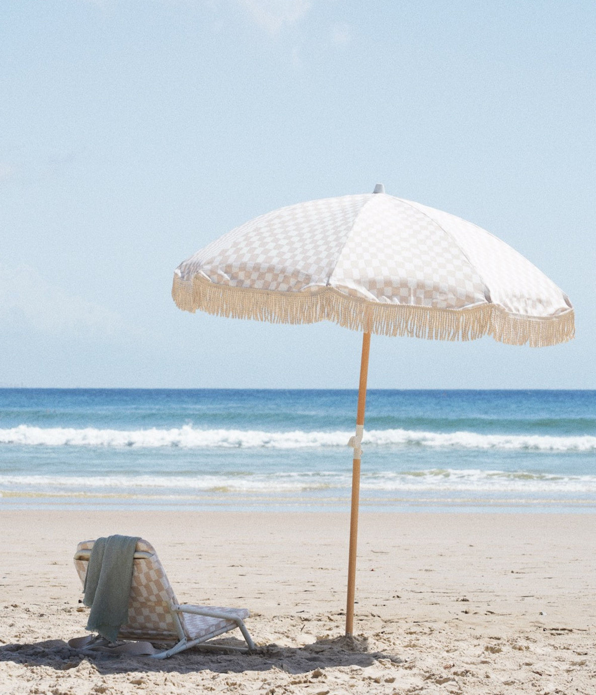 Dunes Oasis Beach Umbrella | Sunday Supply Co.